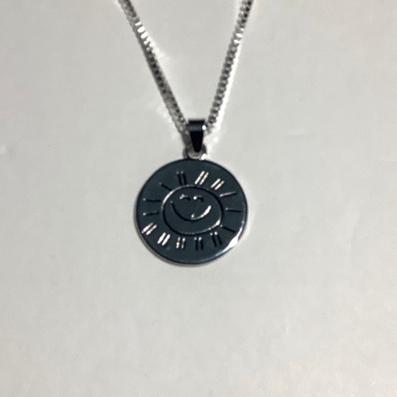 You are My Sunshine My only Sunshine Women’s Smile face Necklace Sliver Tone - Picture 6 of 11